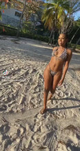 Load and play video in Gallery viewer, Araya
